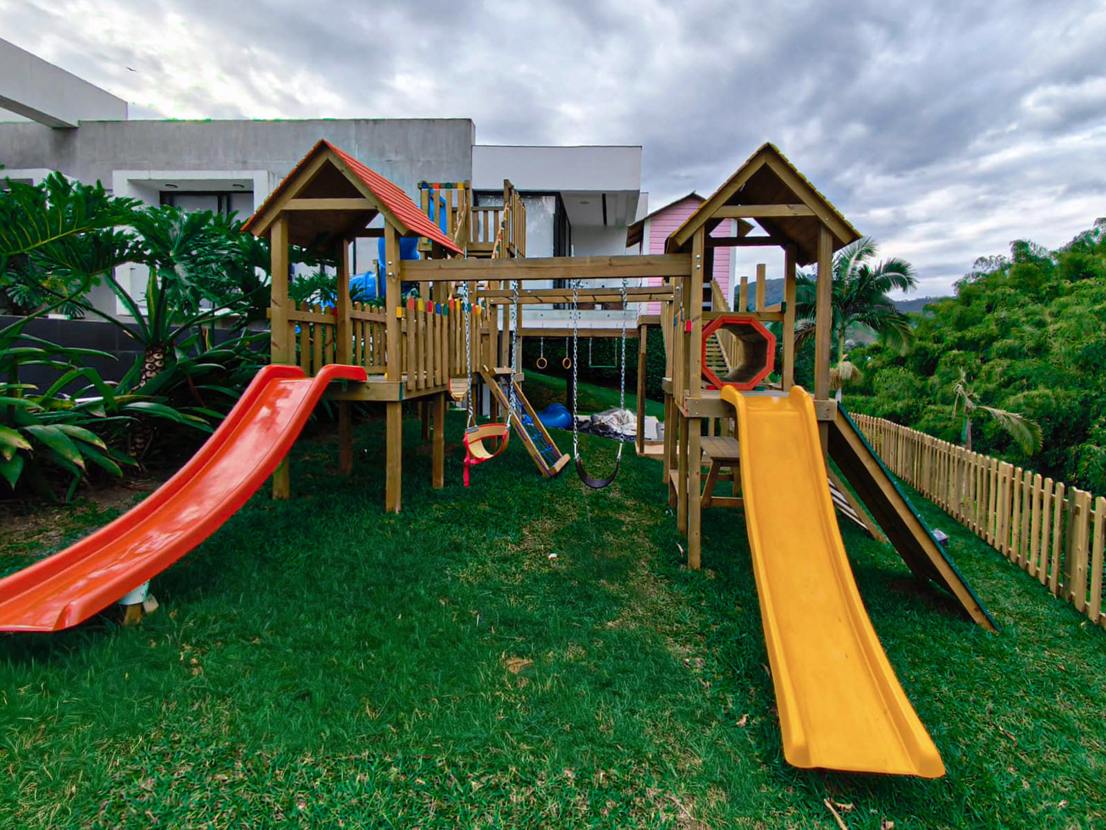 MAXWOOD PARK